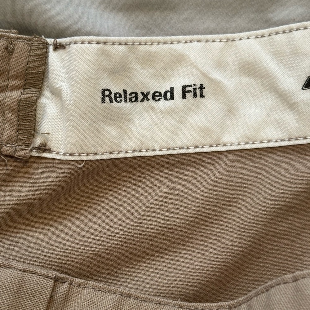 NWOT Dickies Mens Cargo Shorts Khaki/Tan Flat Front Size 44 Belt Loops - Picture 4 of 9